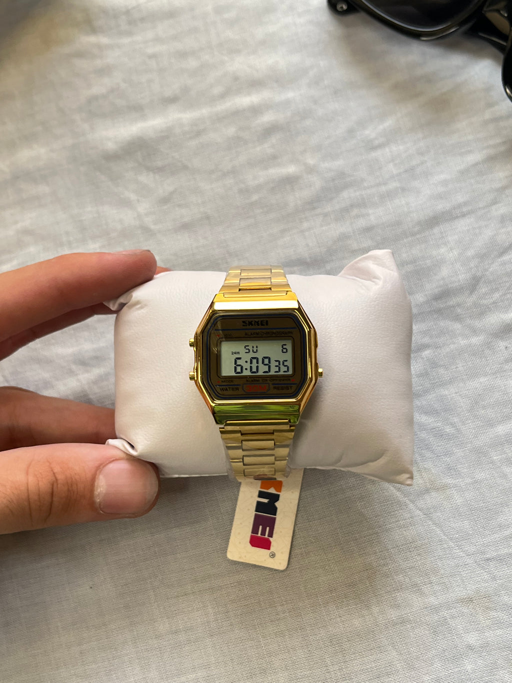golden Skmei watch
